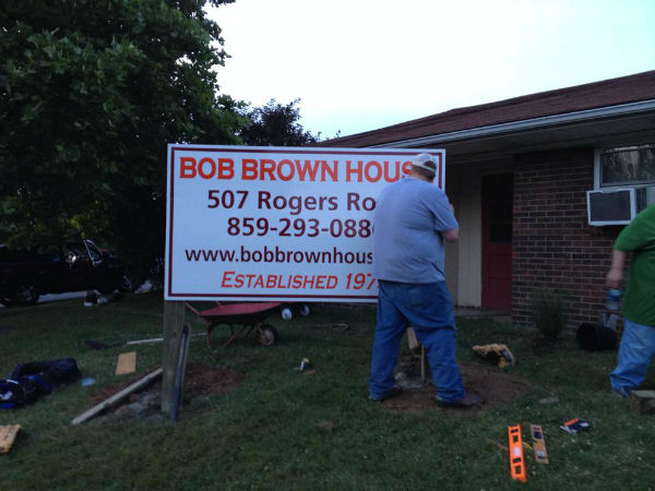 2014 New Sign & Curb Appeal — photo 3